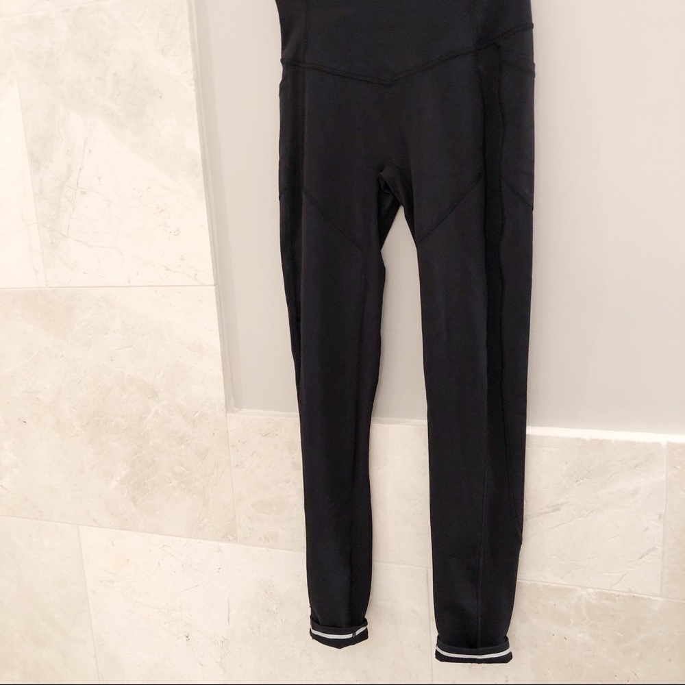 Lululemon women’s black Speed Up tights size 6